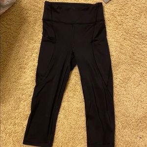 Lululemon Women’s Capris-Leggings